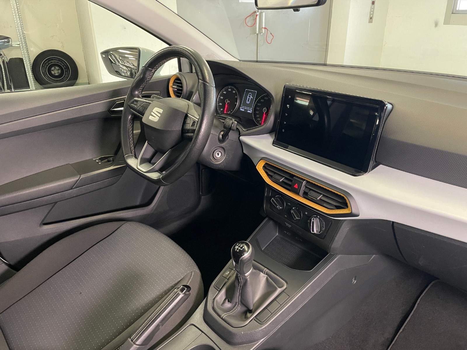 Seat Ibiza 1.0 ecotsi business 95cv - 6