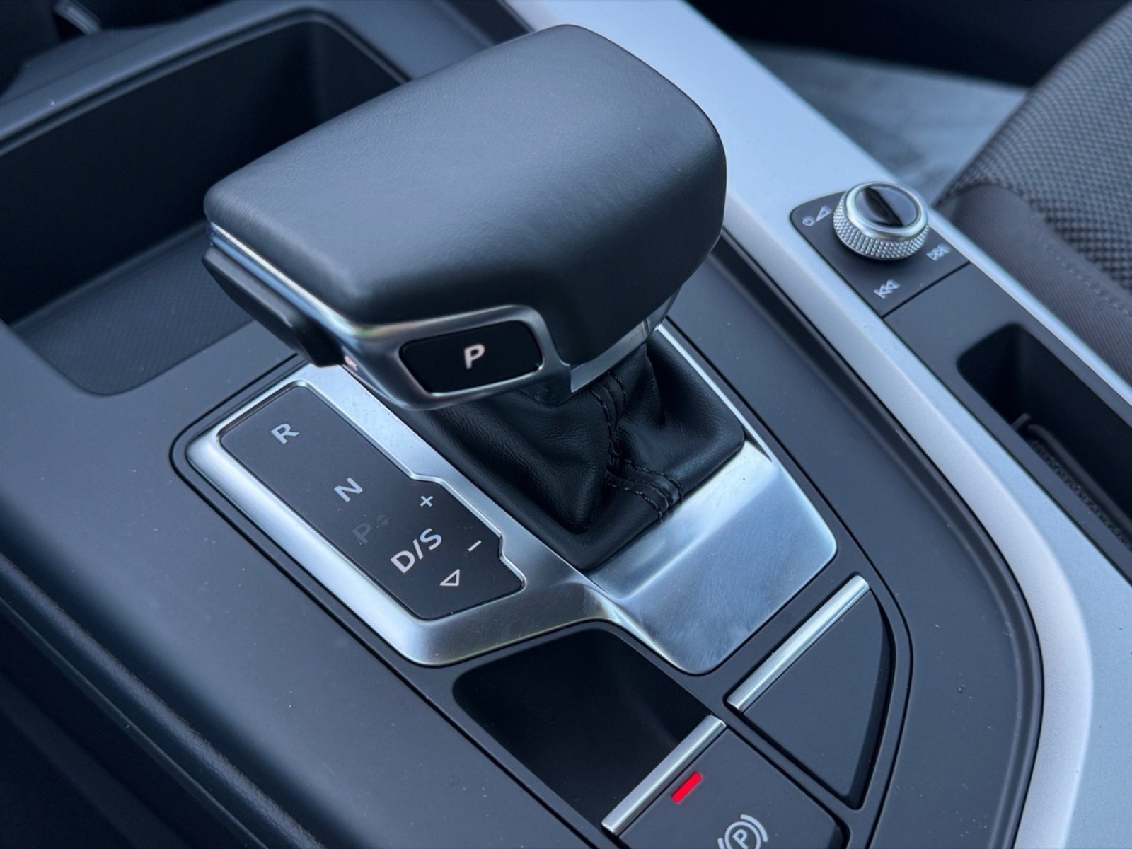 Audi A4 avant 35 2.0 tdi mhev business advanced 163cv s-tronic - 22