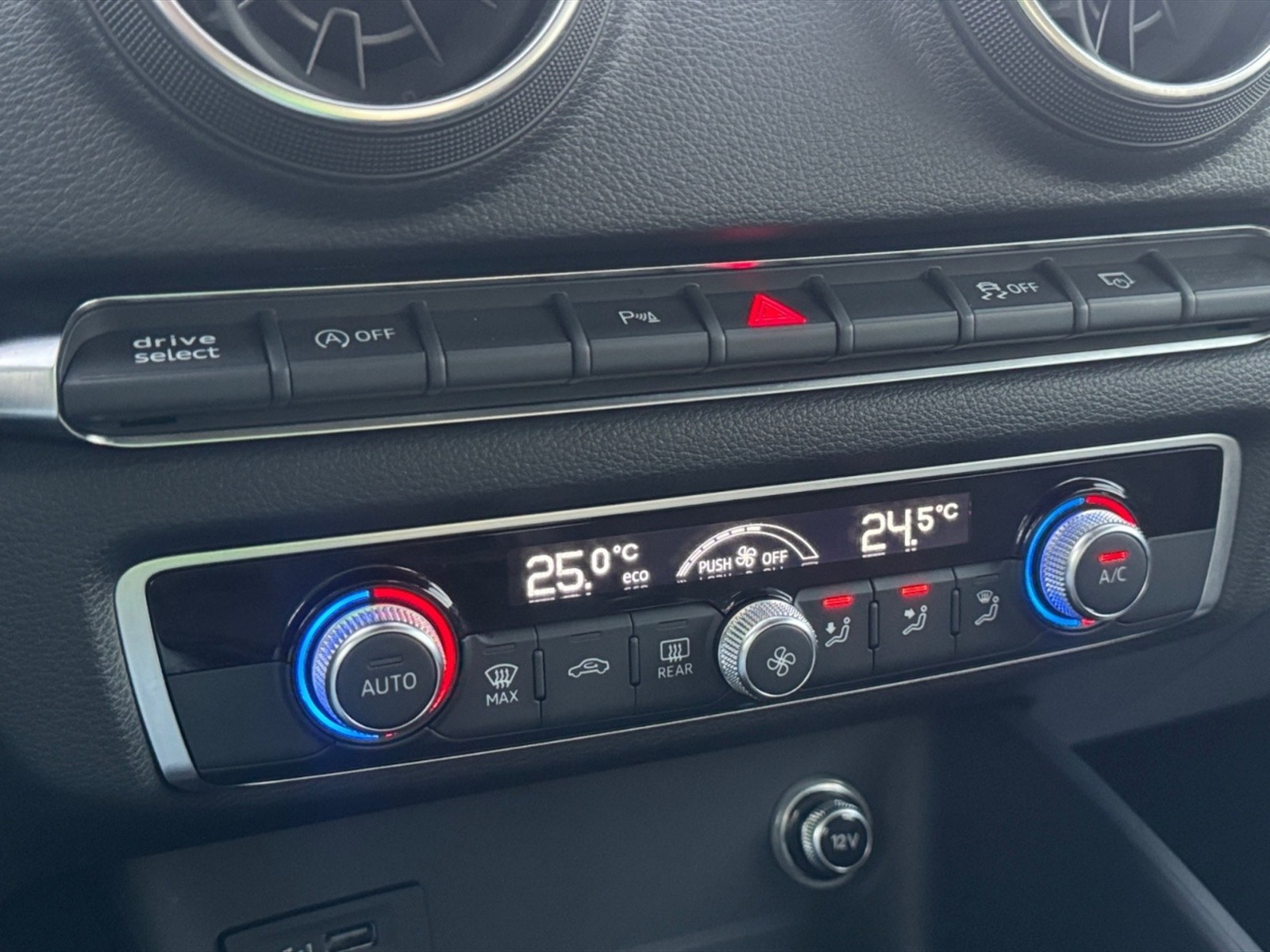 Audi A3 sportback 35 2.0 tdi 150cv s-tronic 7m - 17