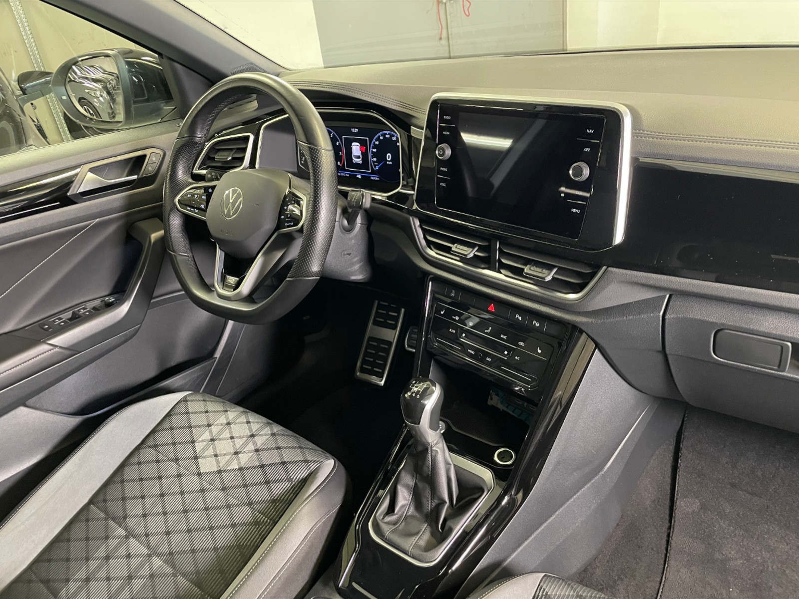 Volkswagen T-Roc 1.5 tsi r-line - 7