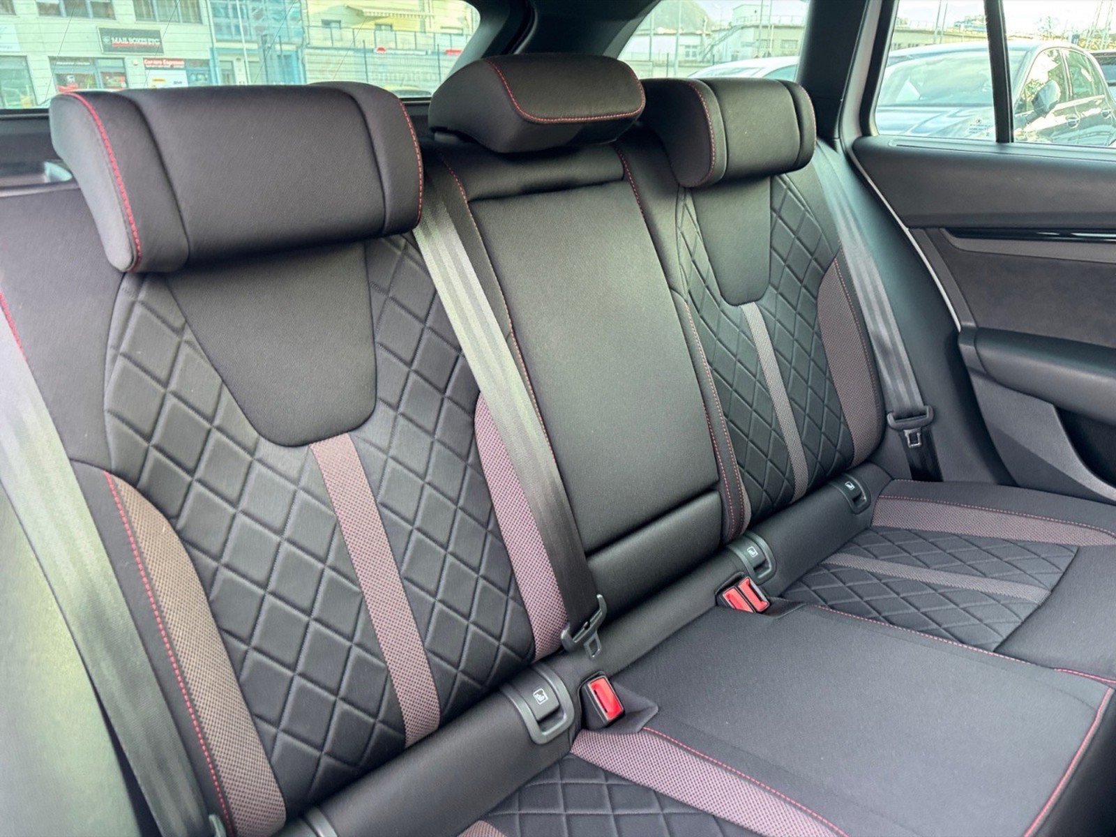 Skoda Octavia wagon 2.0 tdi evo rs 4x4 200cv dsg - 9