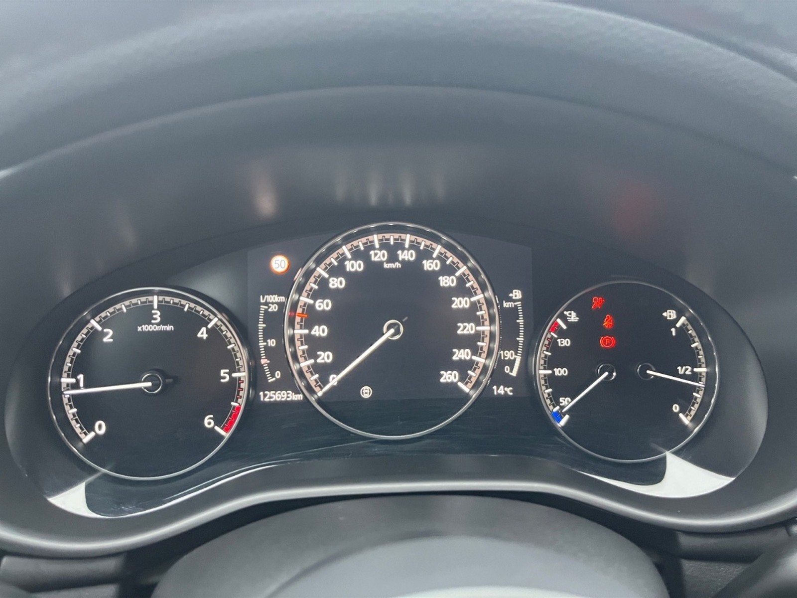 Mazda 3 5p 1.8 exceed - 14