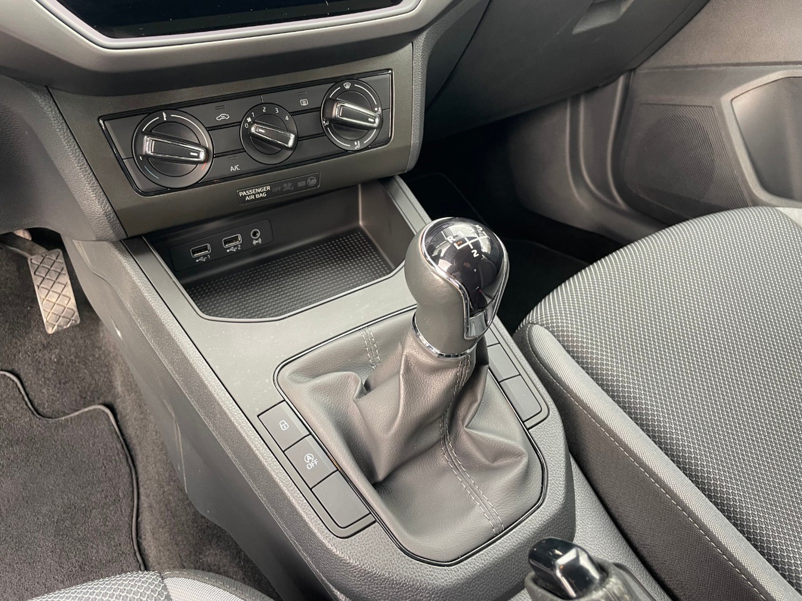 Seat Ibiza 1.6 tdi business 95cv - 19