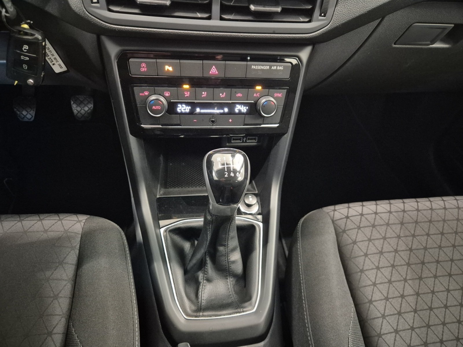 Volkswagen T-Cross 1.0 tsi style 115cv - 22