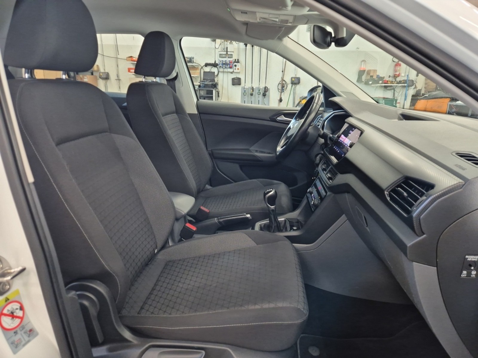 Volkswagen T-Cross 1.0 tsi style 115cv - 9