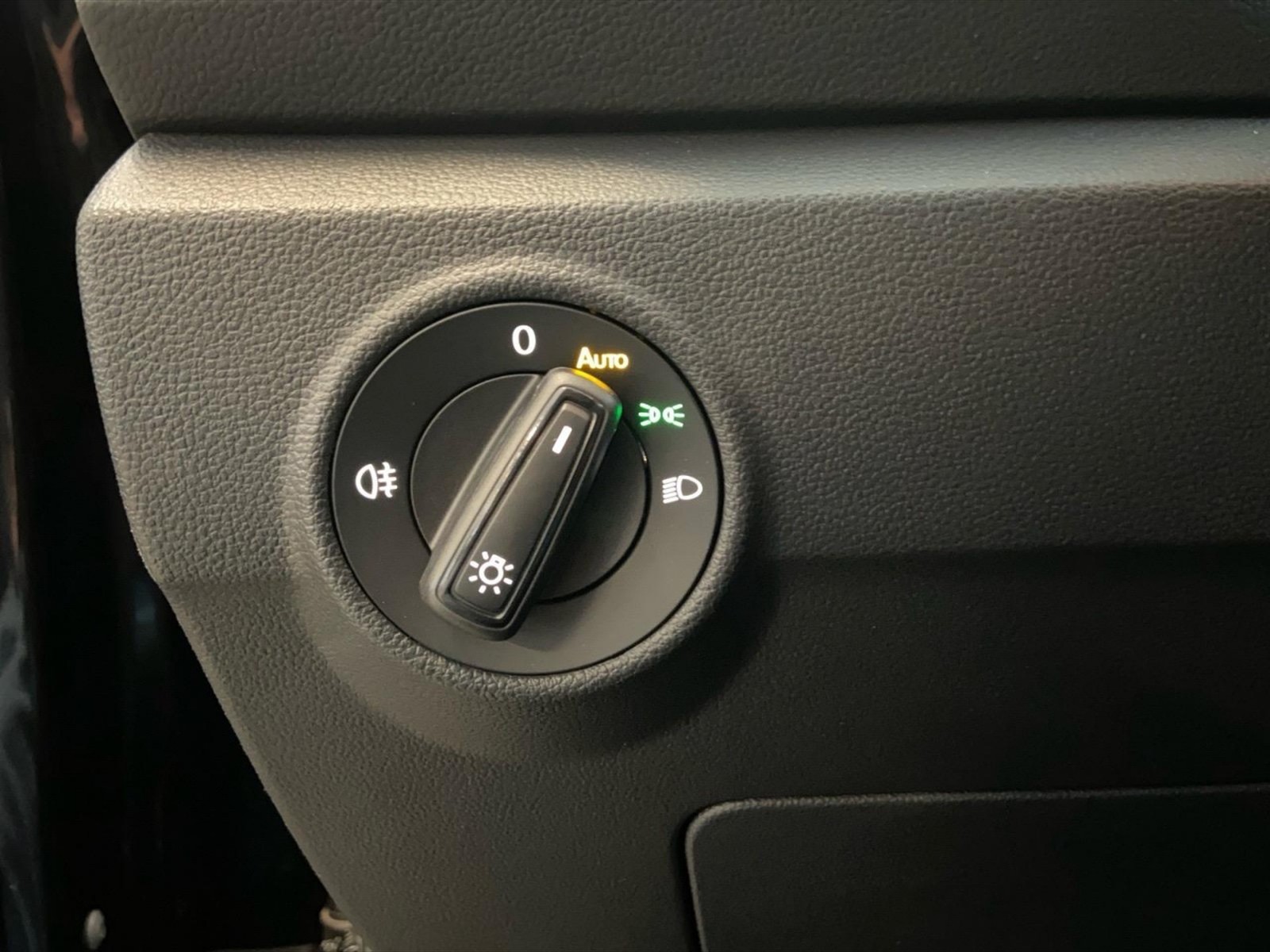 Volkswagen T-Roc 1.0 tsi life 110cv - 15