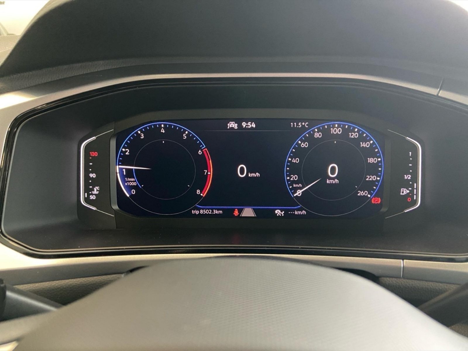 Volkswagen T-Roc 1.0 tsi life 110cv - 18