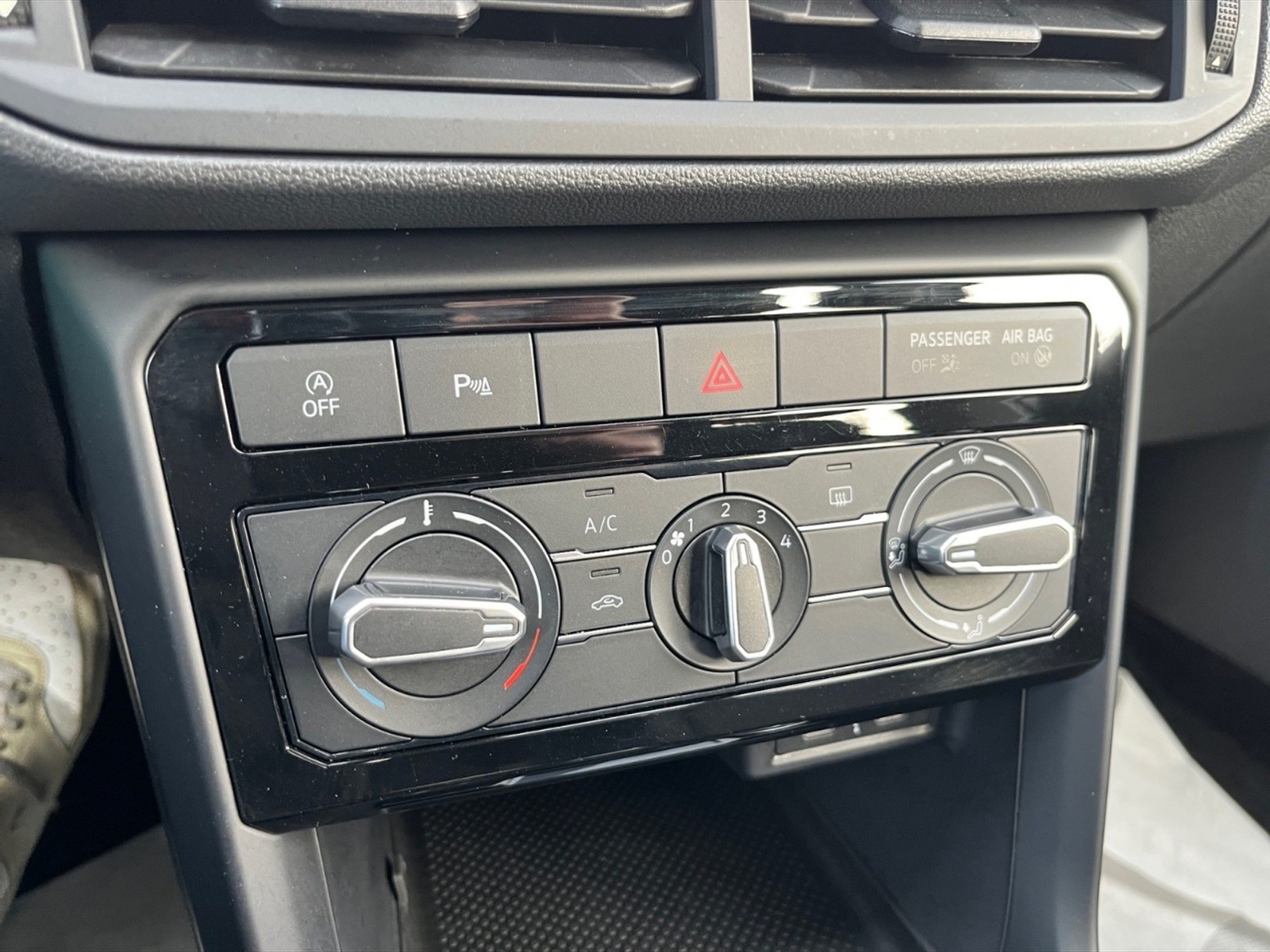 Volkswagen T-Cross 1.0 tsi style 110cv - 20