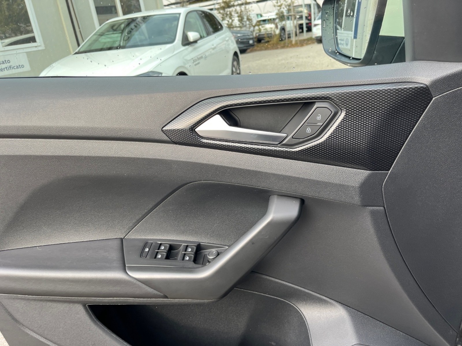 Volkswagen T-Cross 1.0 tsi style 110cv - 24