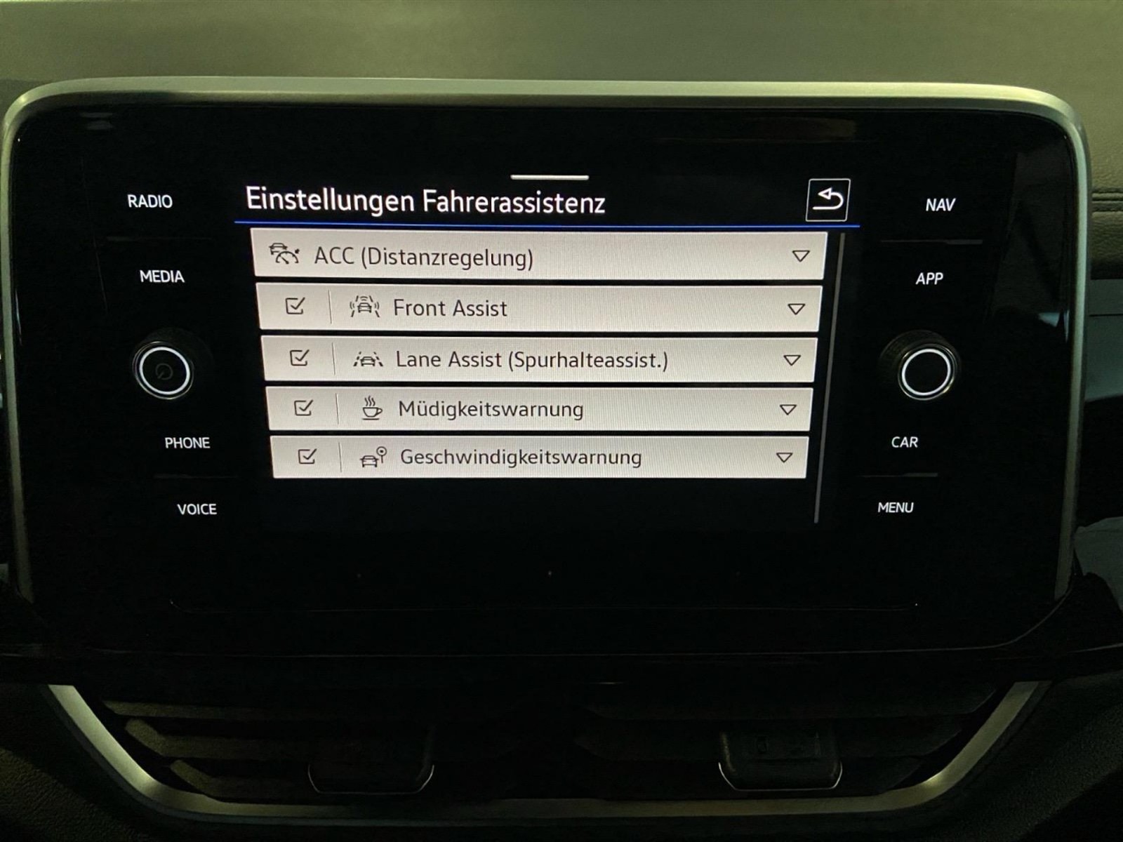 Volkswagen T-Roc 1.0 tsi r-line plus 115cv - 25