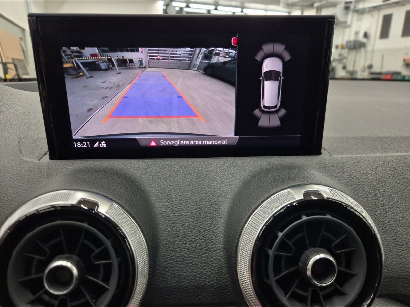 Audi Q2 35 2.0 tdi business quattro s-tronic - 18