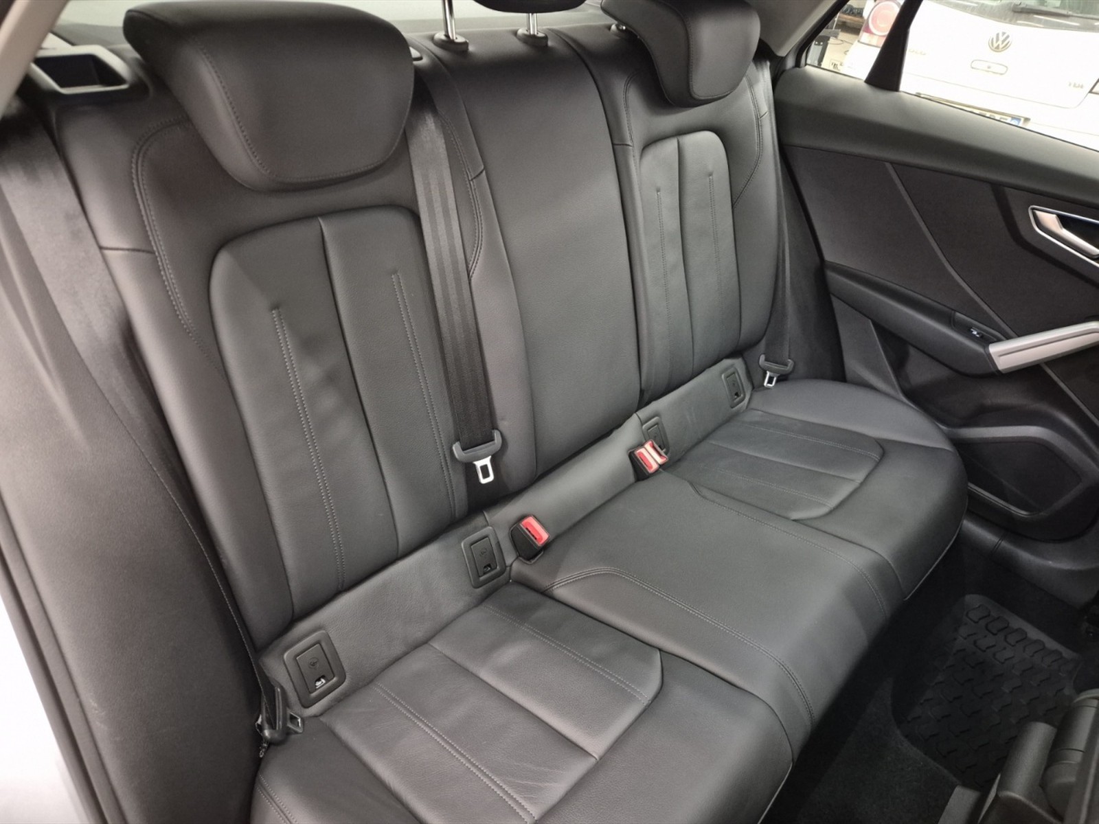 Audi Q2 35 2.0 tdi business quattro s-tronic - 10