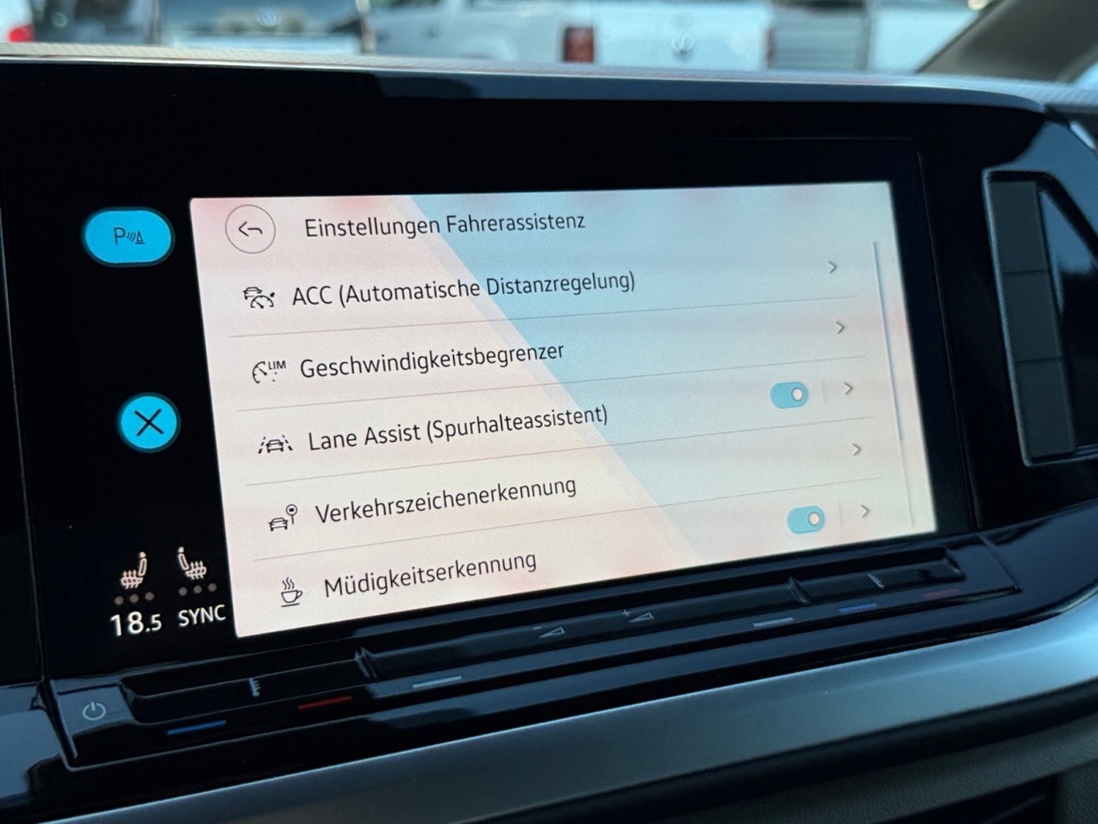 Volkswagen T7 Multivan 2.0 tdi life 150cv dsg 7p.ti - 24