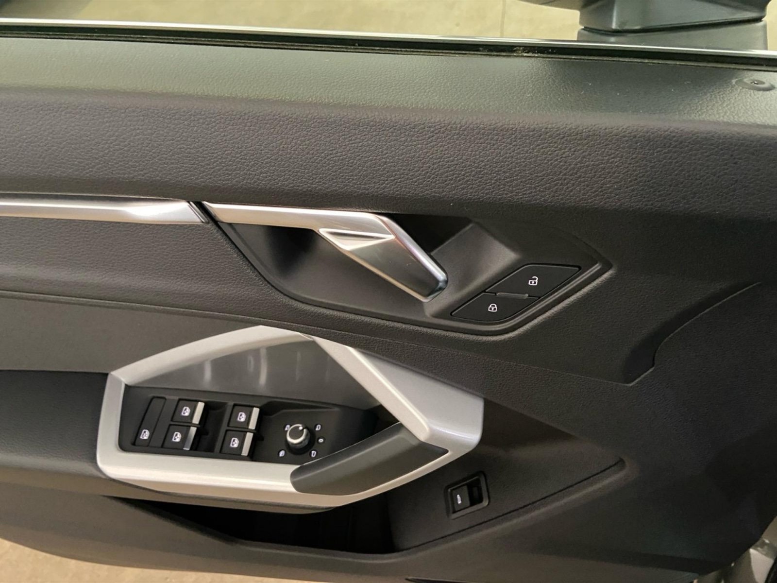 Audi Q3 35 2.0 tdi business advanced quattro s-tronic - 14