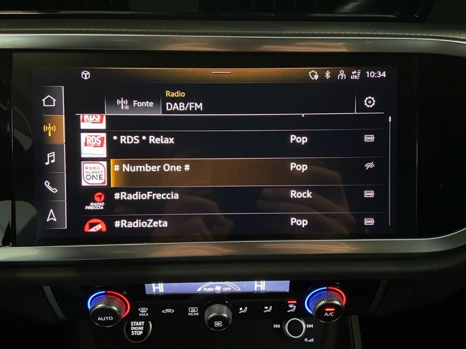 Audi Q3 35 2.0 tdi s line edition quattro s-tronic - 20