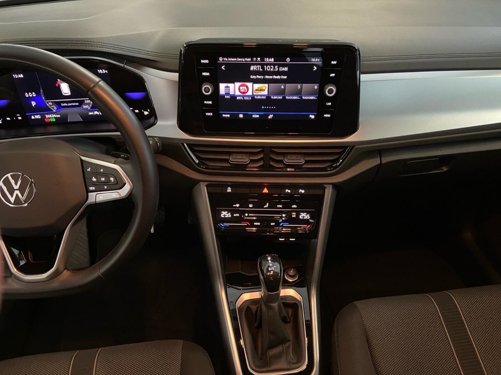 Volkswagen T-Roc 1.5 tsi life dsg - 19