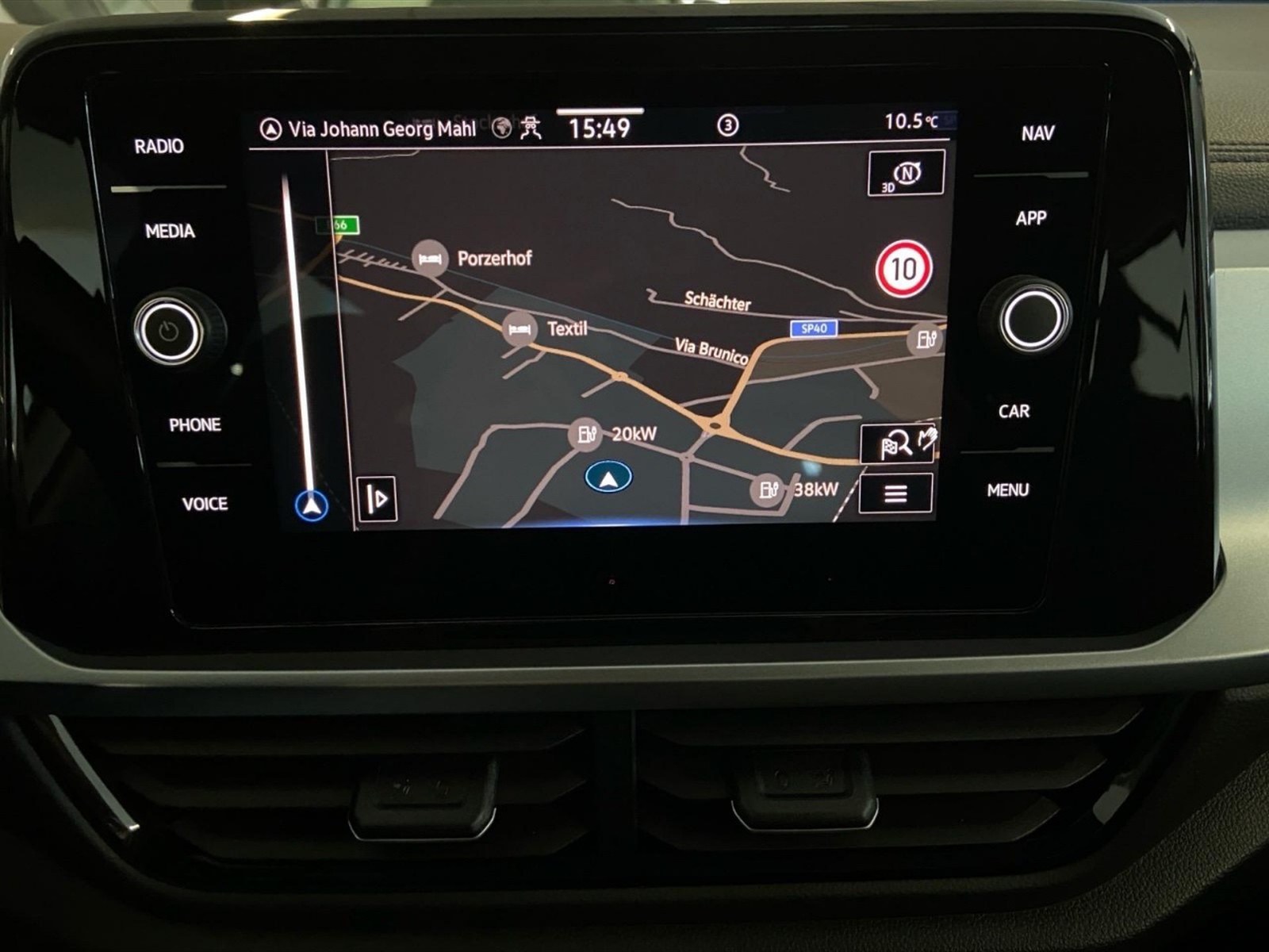 Volkswagen T-Roc 1.5 tsi life dsg - 24