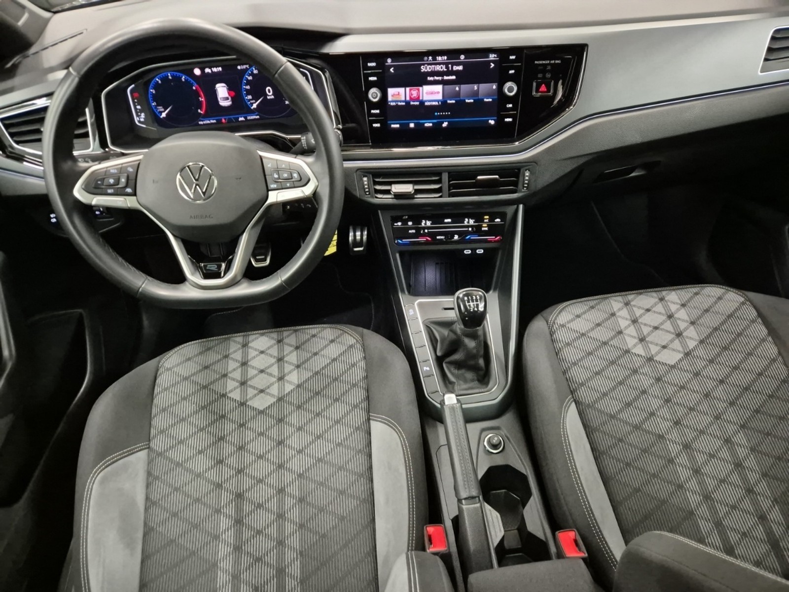 Volkswagen Taigo 1.0 tsi r-line 115cv - 7