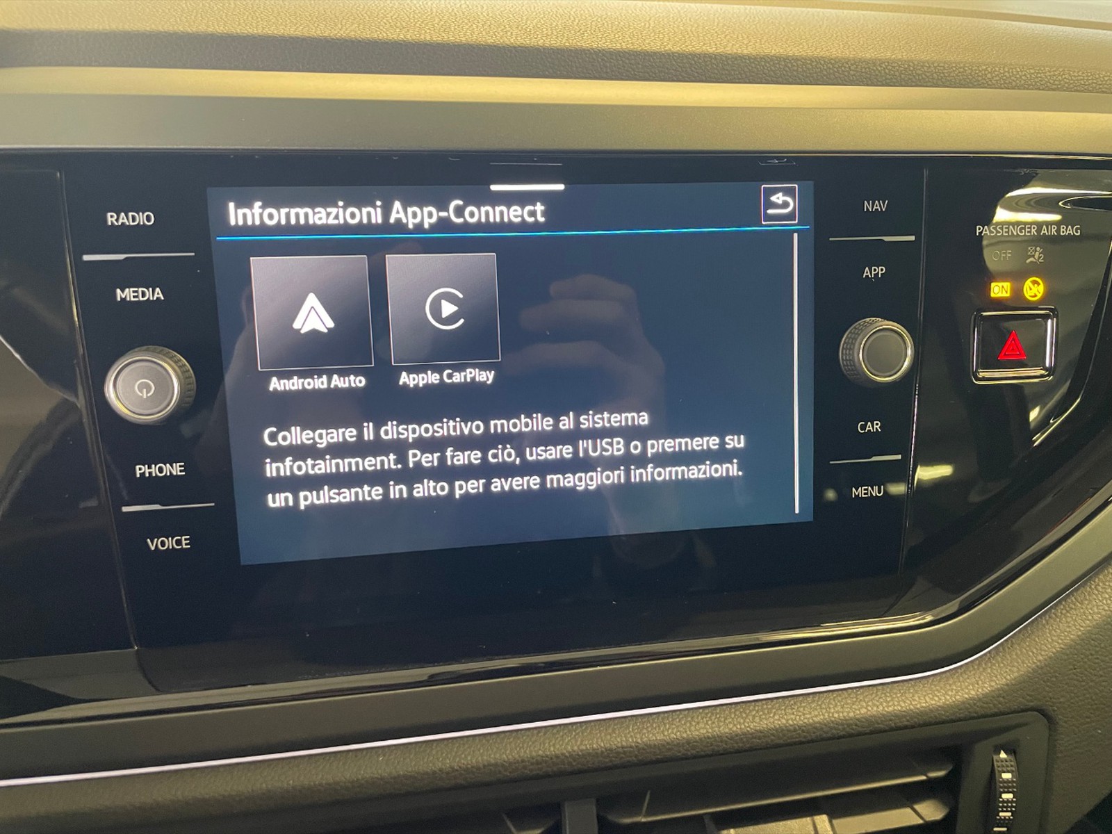 Volkswagen Taigo 1.0 tsi r-line 115cv - 14