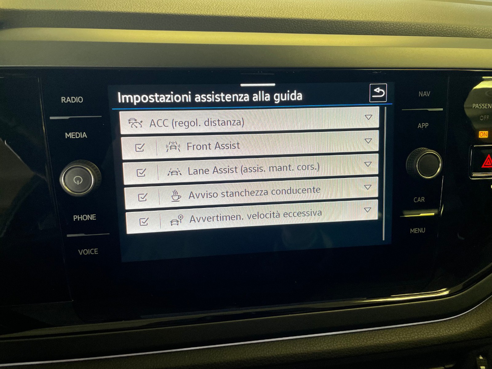 Volkswagen Taigo 1.0 tsi r-line 115cv - 16