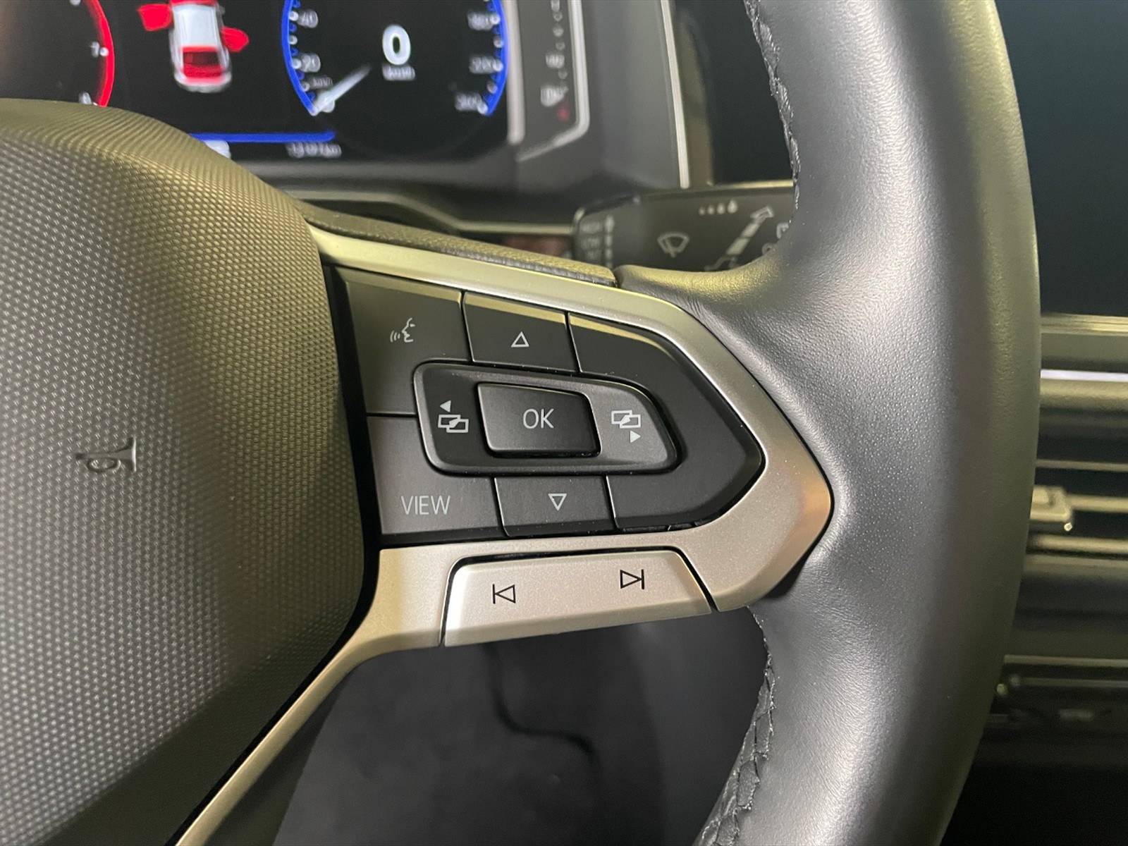 Volkswagen Taigo 1.0 tsi r-line 115cv - 18