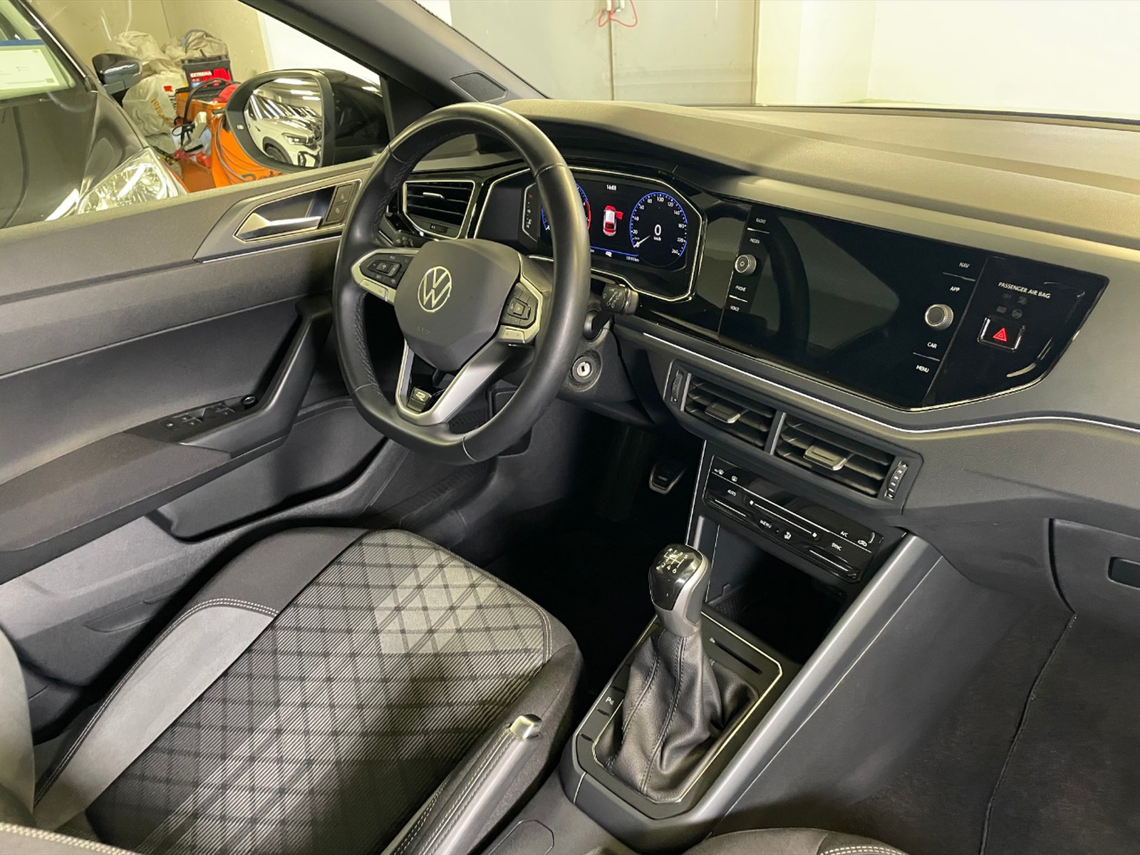 Volkswagen Taigo 1.0 tsi r-line 115cv - 7