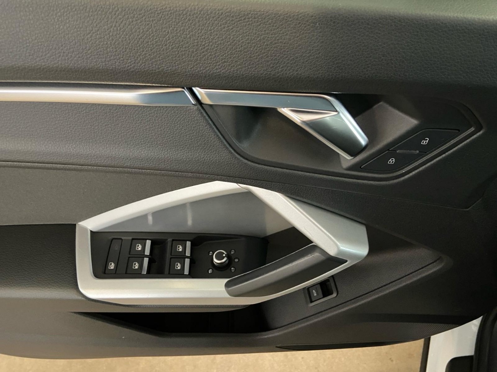 Audi Q3 40 2.0 tdi business advanced quattro 200cv s-tronic - 13