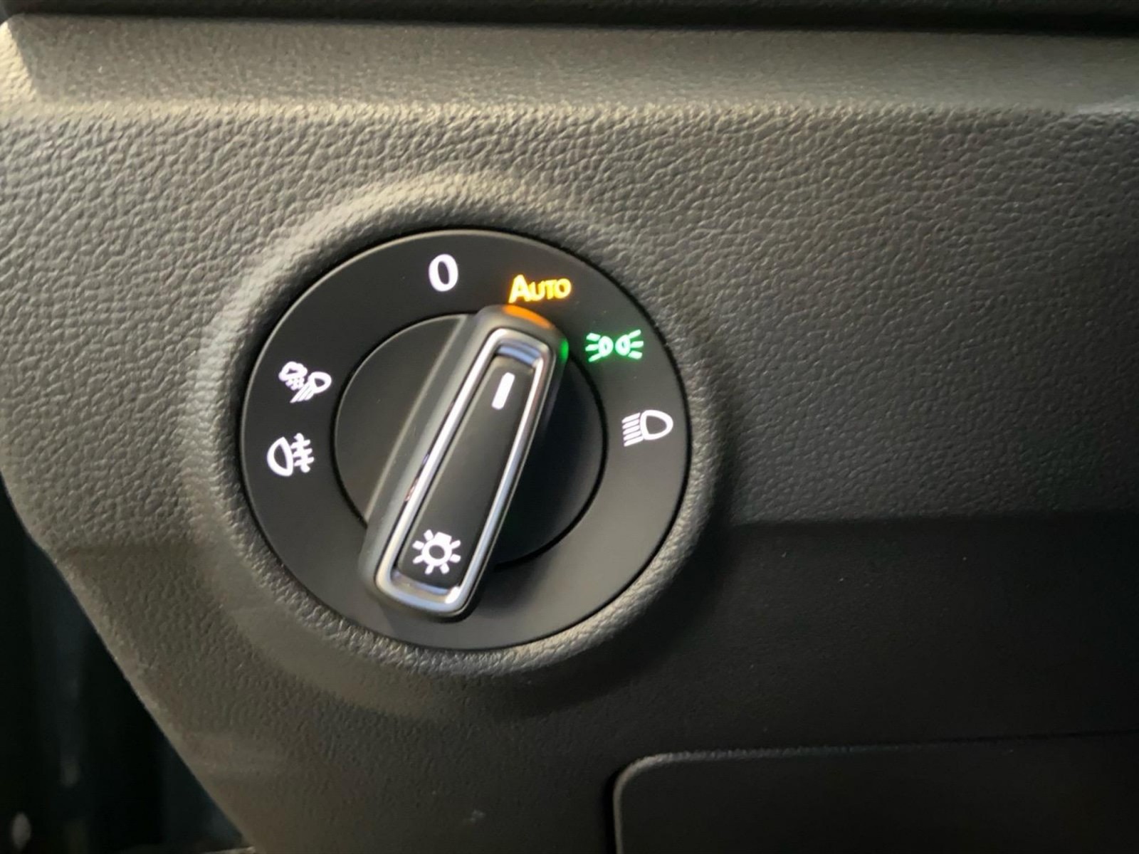 Volkswagen T-Roc 1.5 tsi style dsg - 15