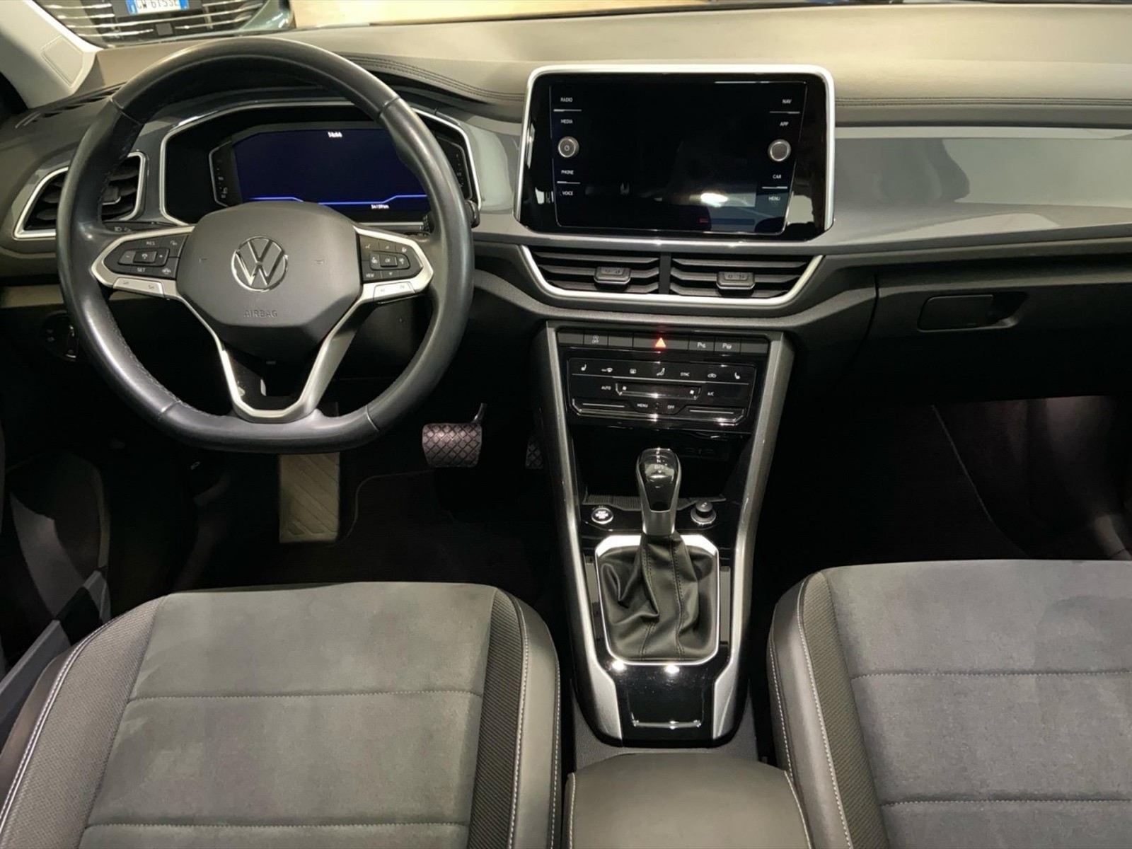 Volkswagen T-Roc 1.5 tsi style dsg - 7