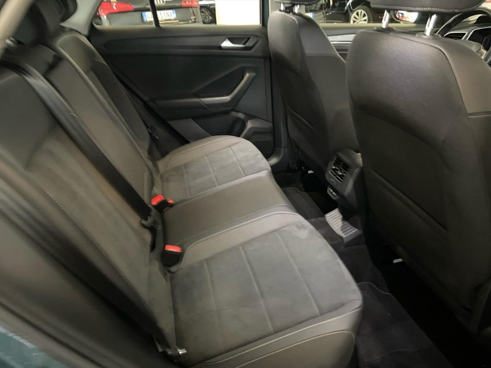 Volkswagen T-Roc 1.5 tsi style dsg - 10