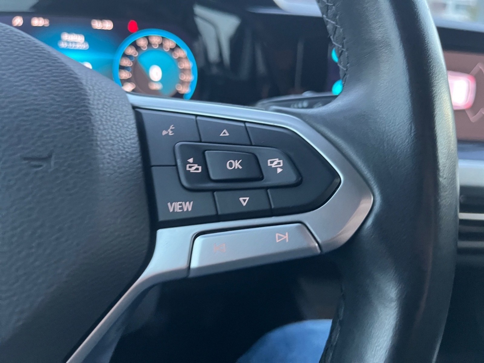 Volkswagen Golf variant 1.5 tsi evo life 130cv - 15