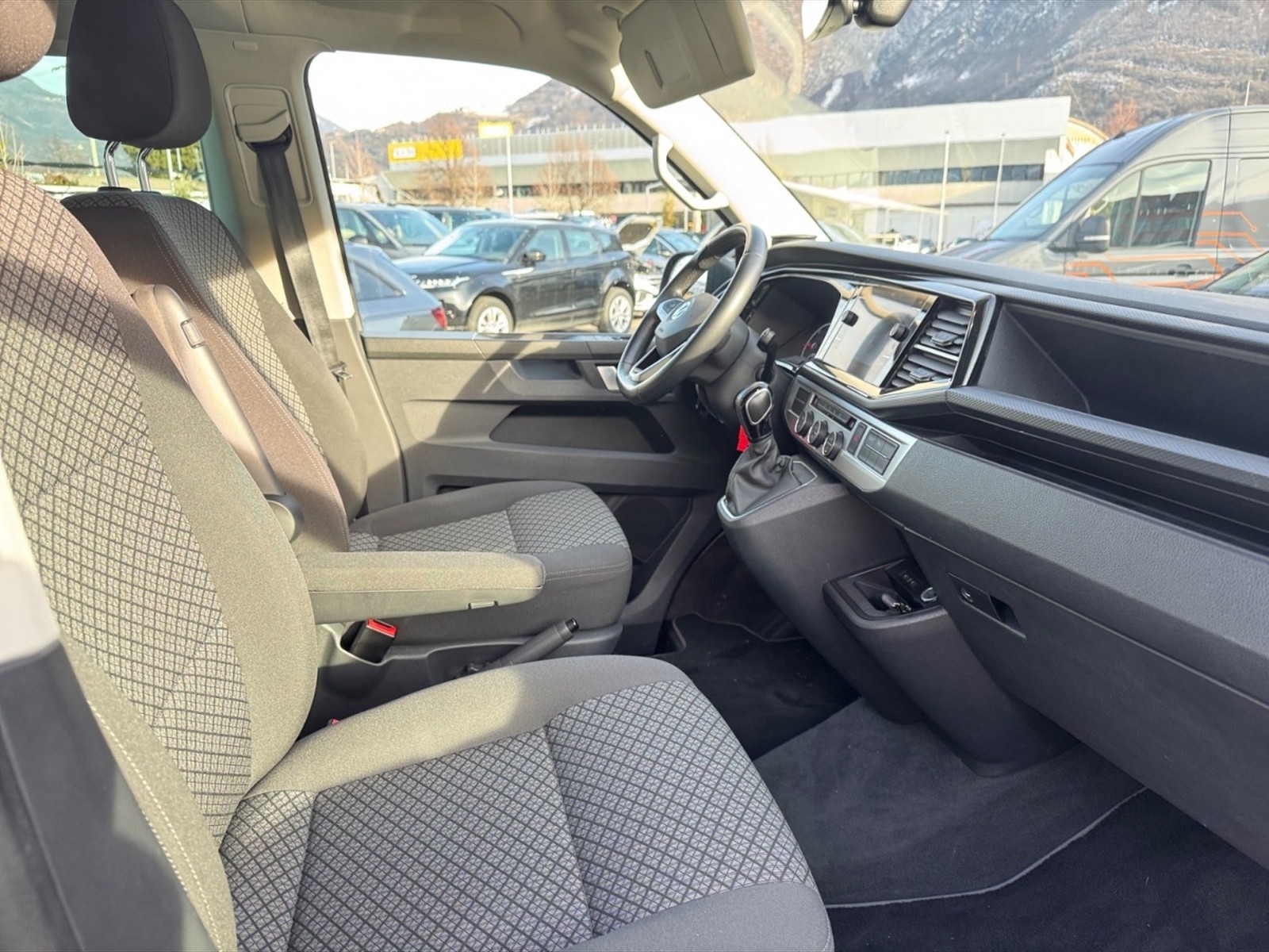 Volkswagen T6.1 Multivan 2.0 tdi trendline 4motion 150cv dsg 7p.ti - 9