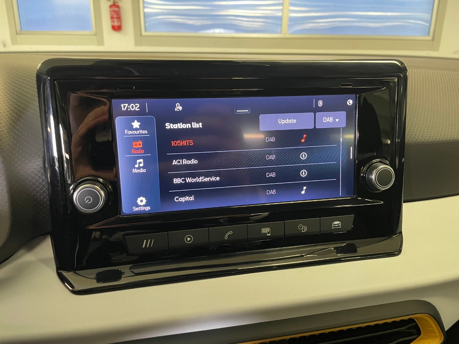 Seat Arona 1.0 ecotsi style 95cv - 14