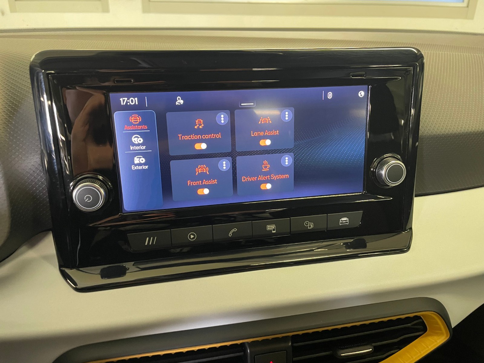 Seat Arona 1.0 ecotsi style 95cv - 15