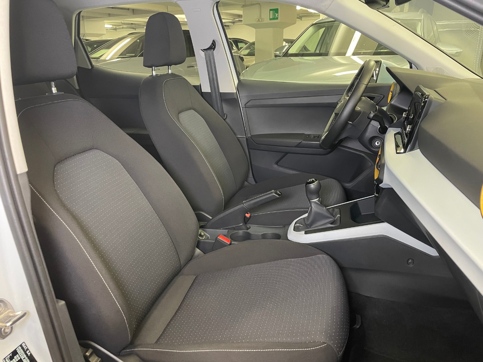 Seat Arona 1.0 ecotsi style 95cv - 8