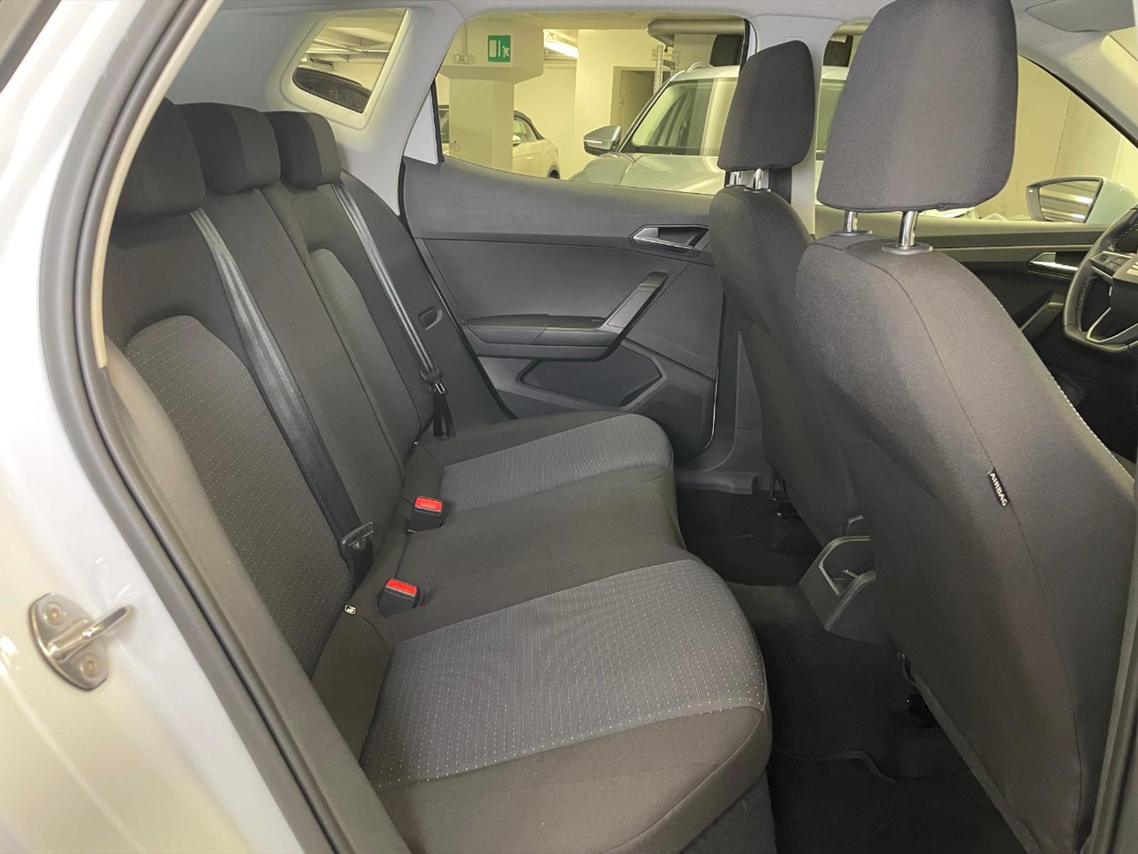 Seat Arona 1.0 ecotsi style 95cv - 9