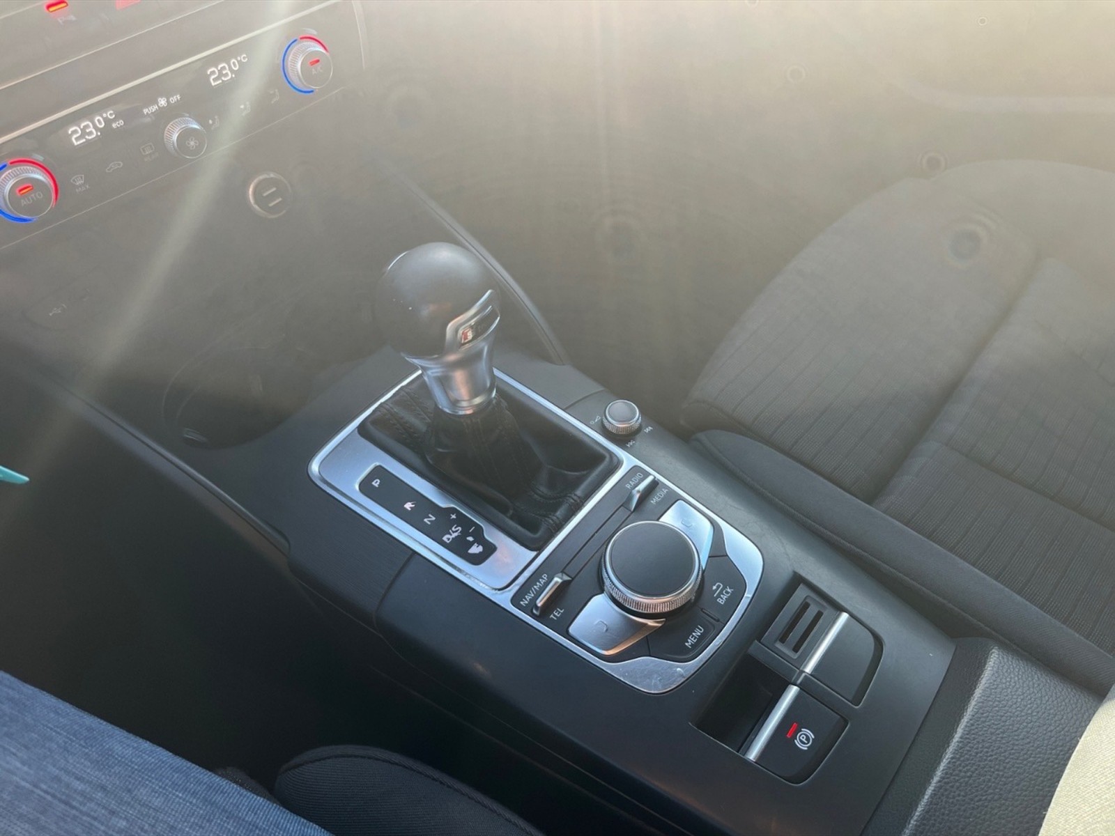 Audi A3 sportback 30 1.6 tdi sport 116cv s-tronic - 20