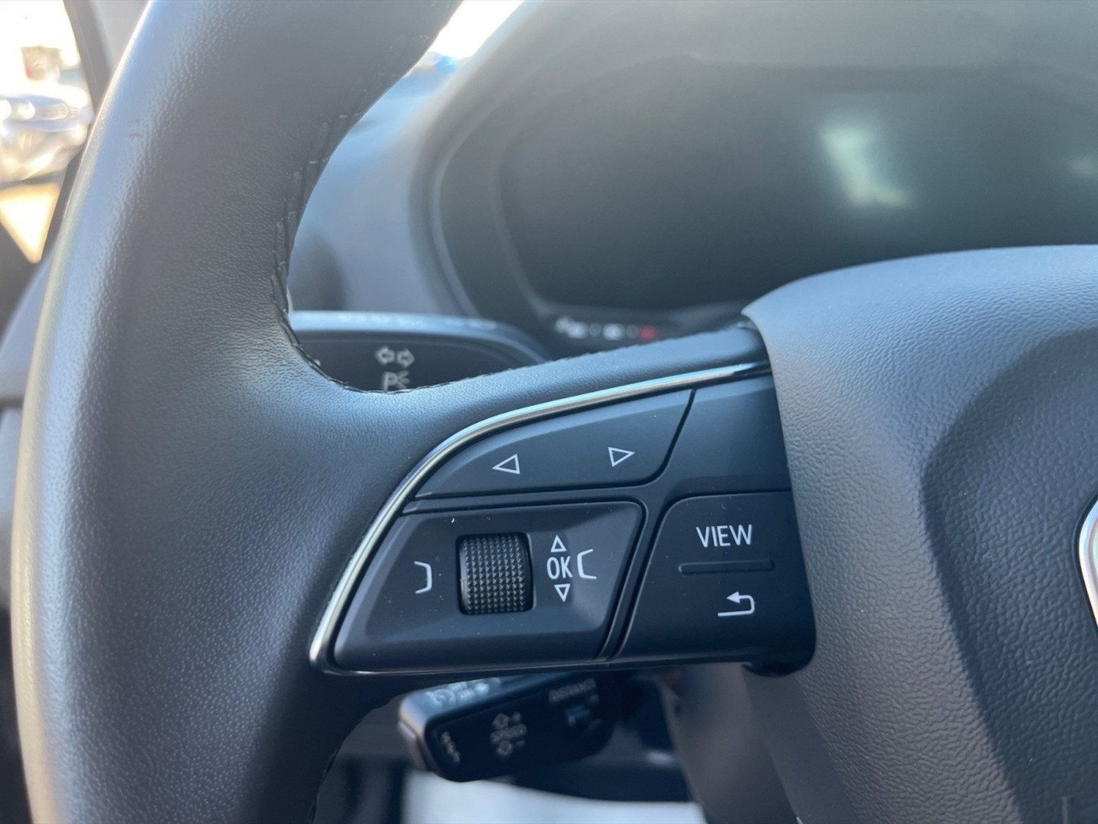 Audi Q2 35 2.0 tdi admired advanced quattro s-tronic - 12