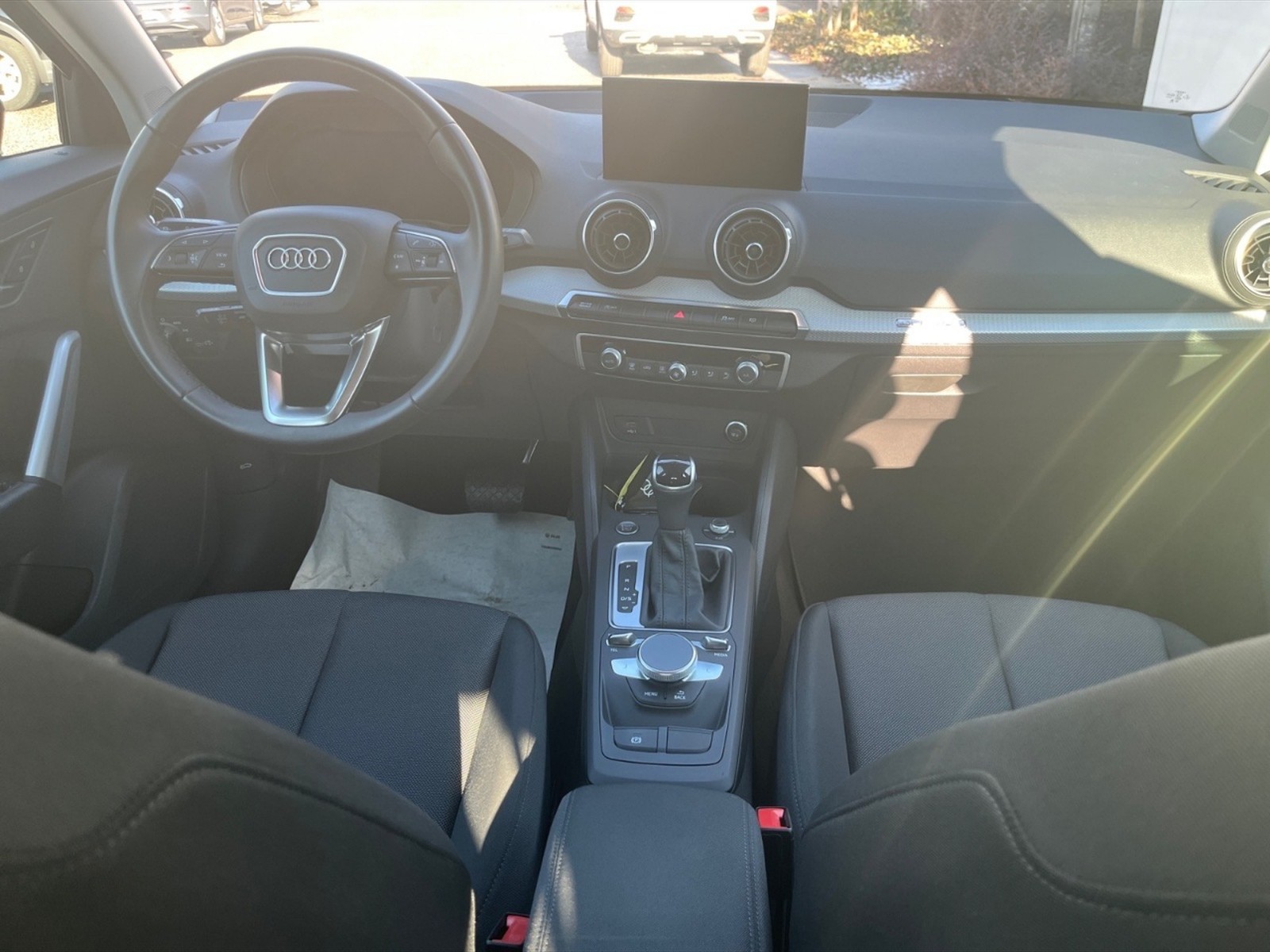 Audi Q2 35 2.0 tdi admired advanced quattro s-tronic - 6