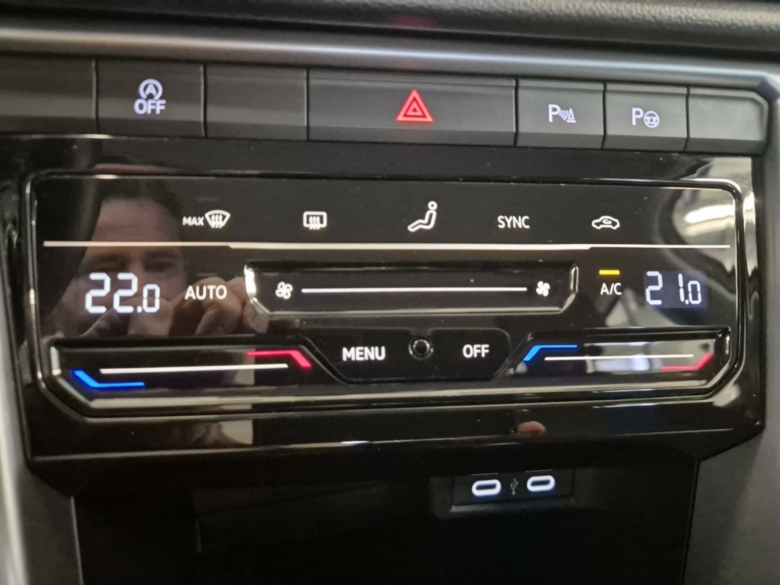 Volkswagen T-Roc 1.5 tsi life dsg - 18