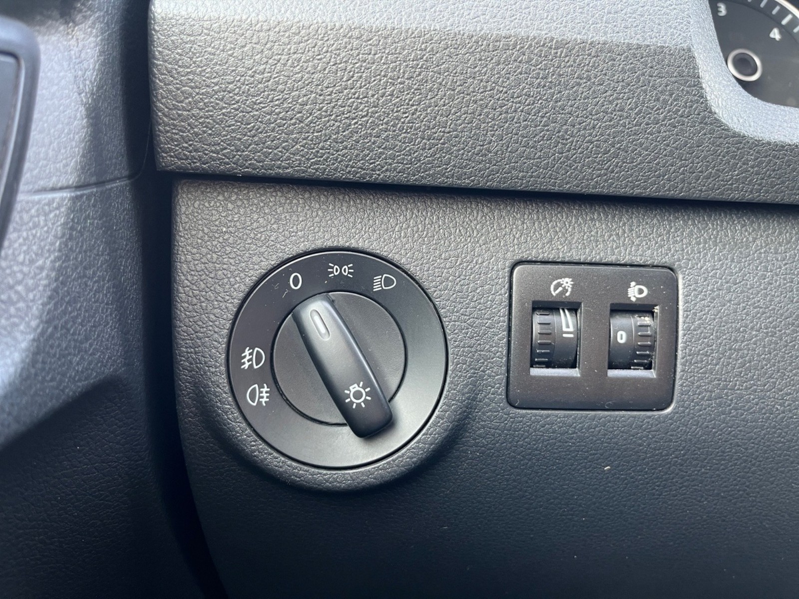 Volkswagen VIC Caddy 2.0 tdi 122cv 4motion e6 - 16