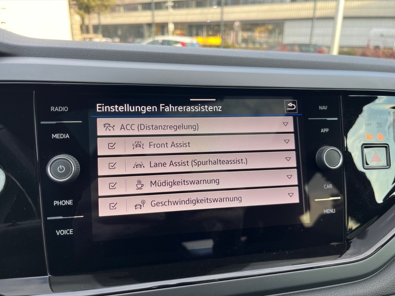 Volkswagen Taigo 1.0 tsi r-line 115cv - 18
