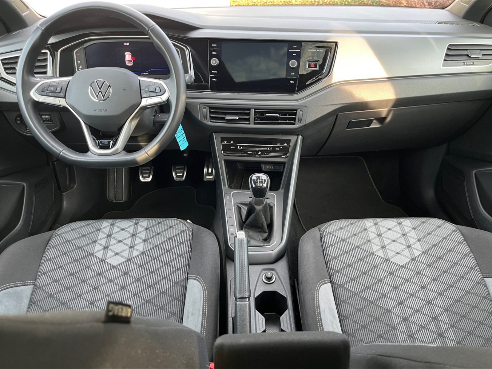Volkswagen Taigo 1.0 tsi r-line 115cv - 7