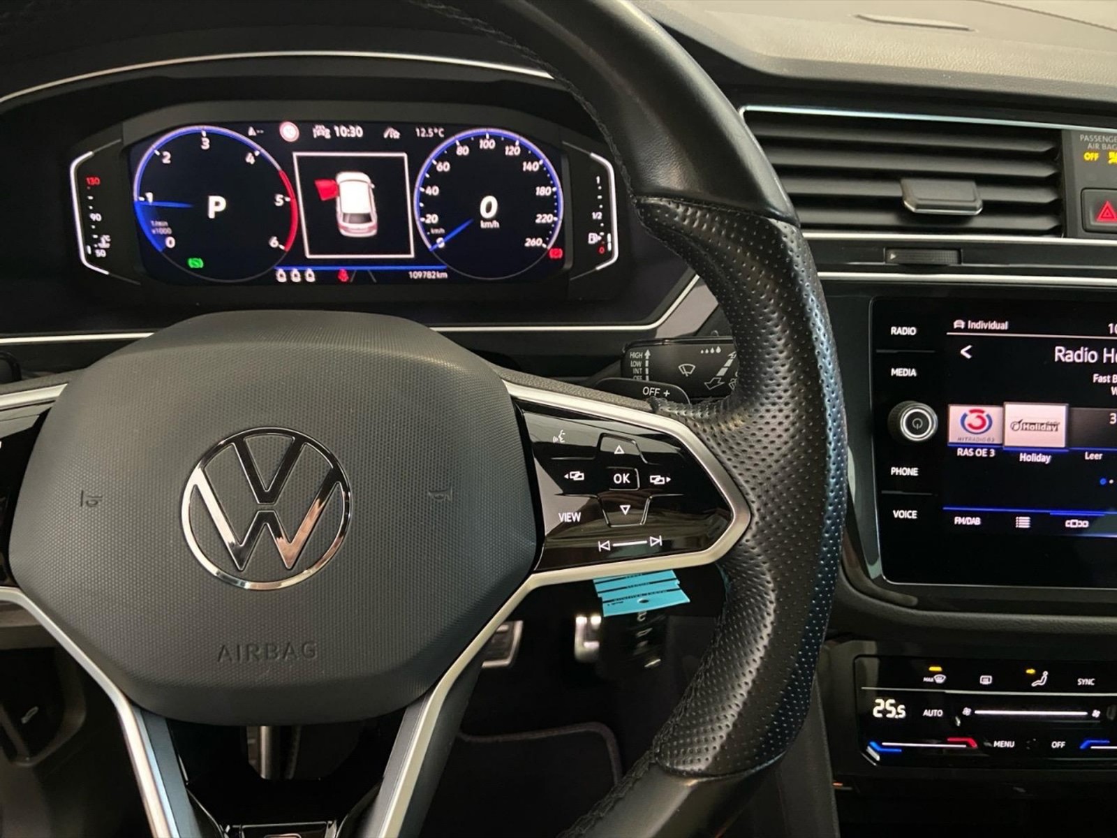 Volkswagen Tiguan 2.0 tdi r-line 4motion 200cv dsg - 16