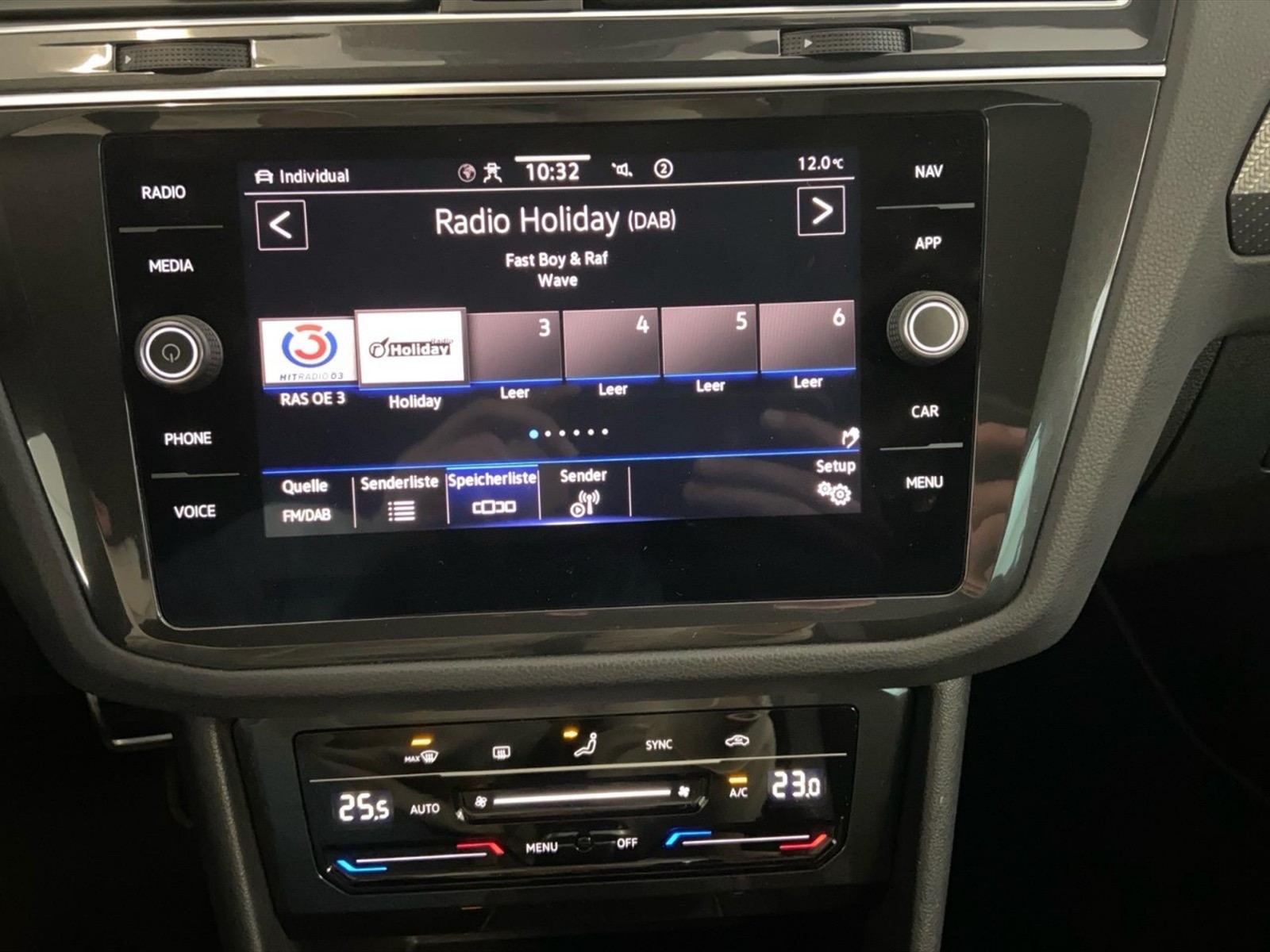 Volkswagen Tiguan 2.0 tdi r-line 4motion 200cv dsg - 22