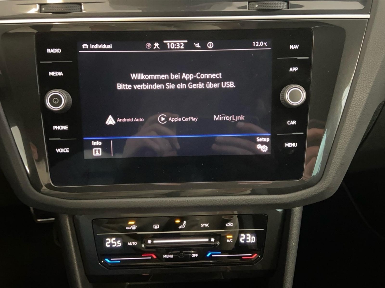 Volkswagen Tiguan 2.0 tdi r-line 4motion 200cv dsg - 23