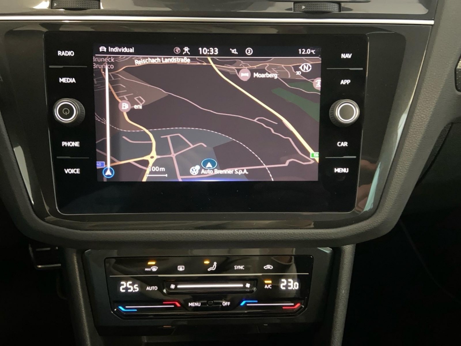 Volkswagen Tiguan 2.0 tdi r-line 4motion 200cv dsg - 24