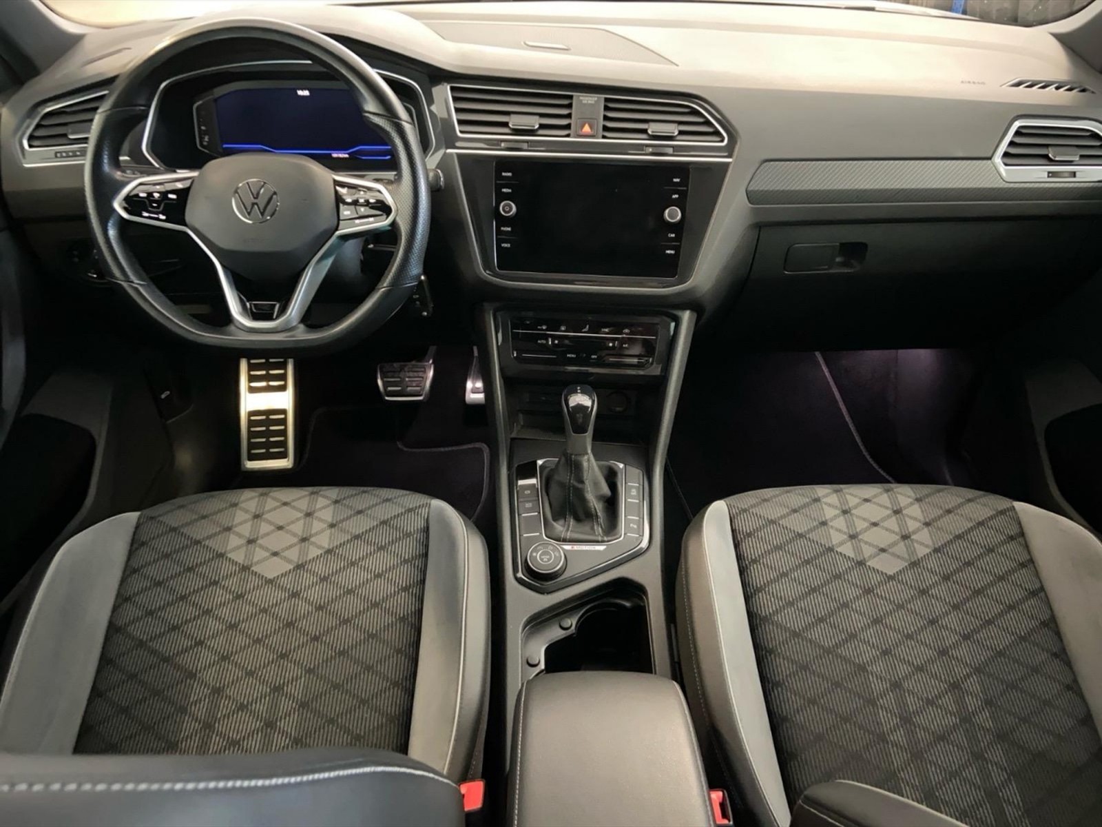 Volkswagen Tiguan 2.0 tdi r-line 4motion 200cv dsg - 7