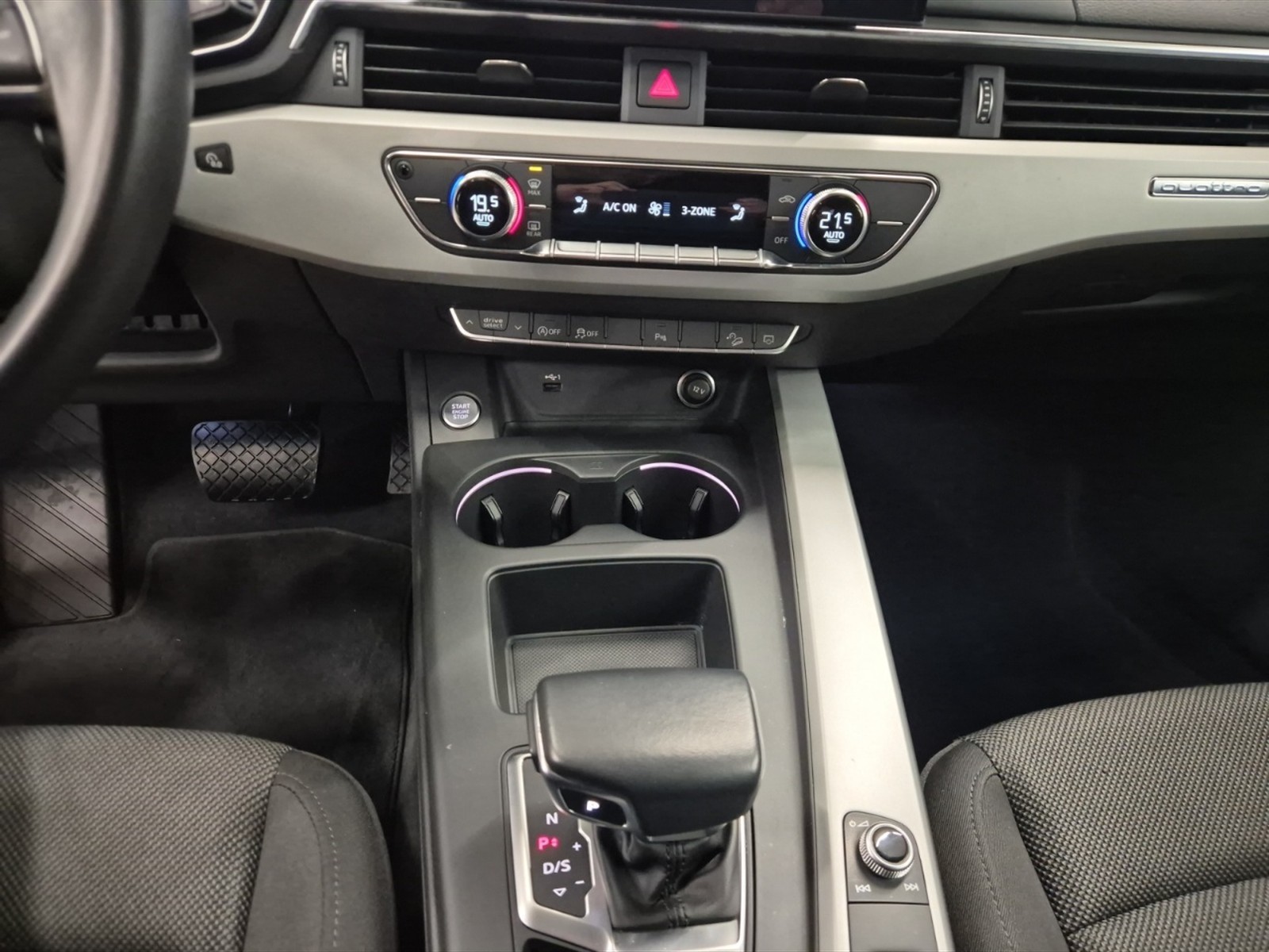 Audi A4 allroad allroad 40 2.0 tdi mhev business evolution quattro 204cv s-tronic - 17