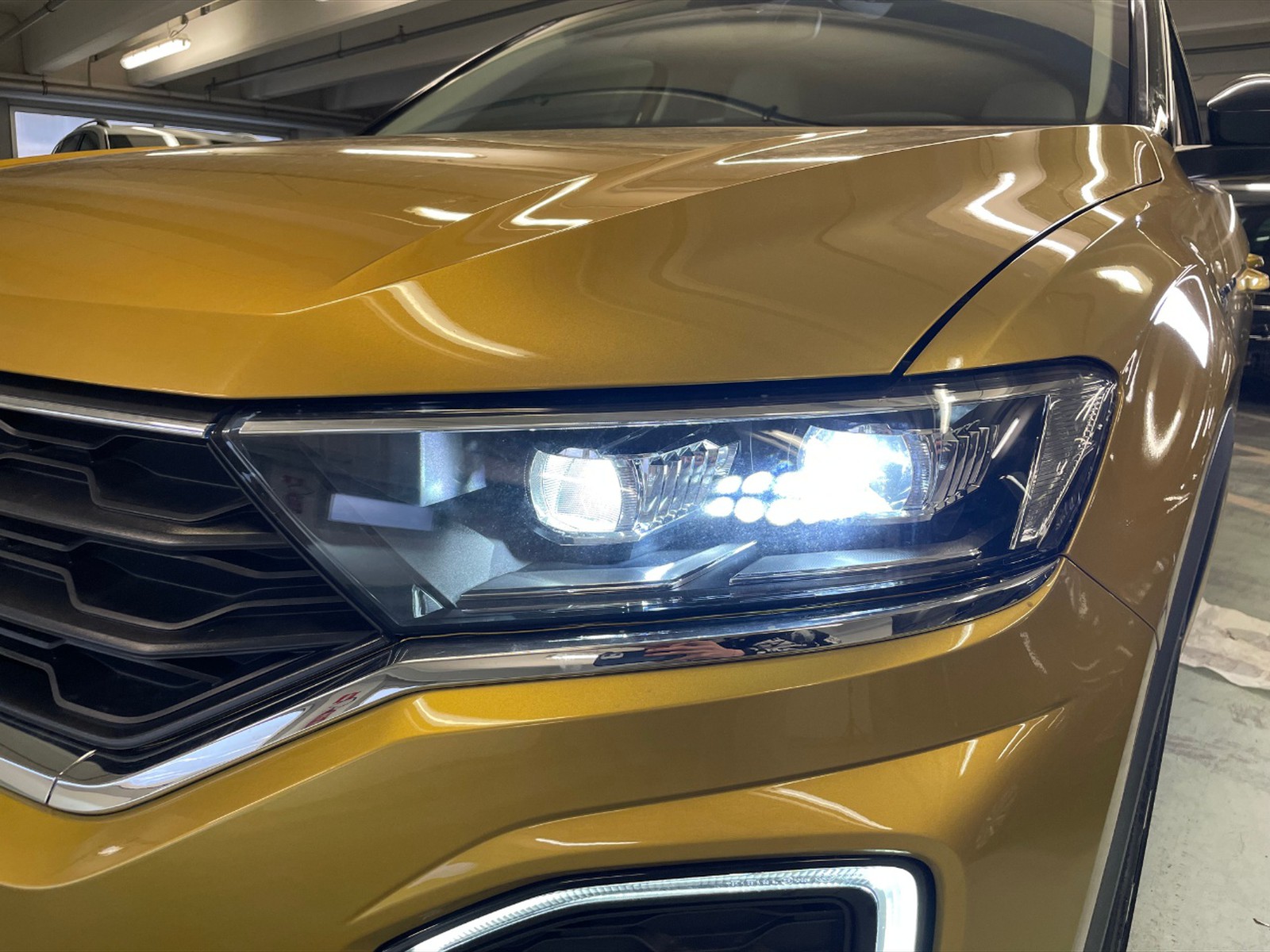 Volkswagen T-Roc 2.0 tdi advanced 4motion dsg - 23